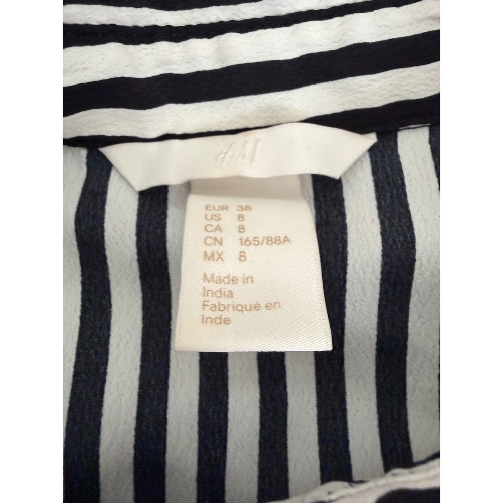 H&M Womens  Black & White Striped Button Down Shirt Blouse Size 8 Long Sleeve - Picture 4 of 8